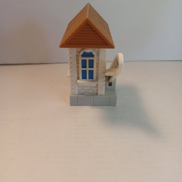 2004 Fisher Price GEOTRAX Toll Gate Train Playset - Picture 2 of 6